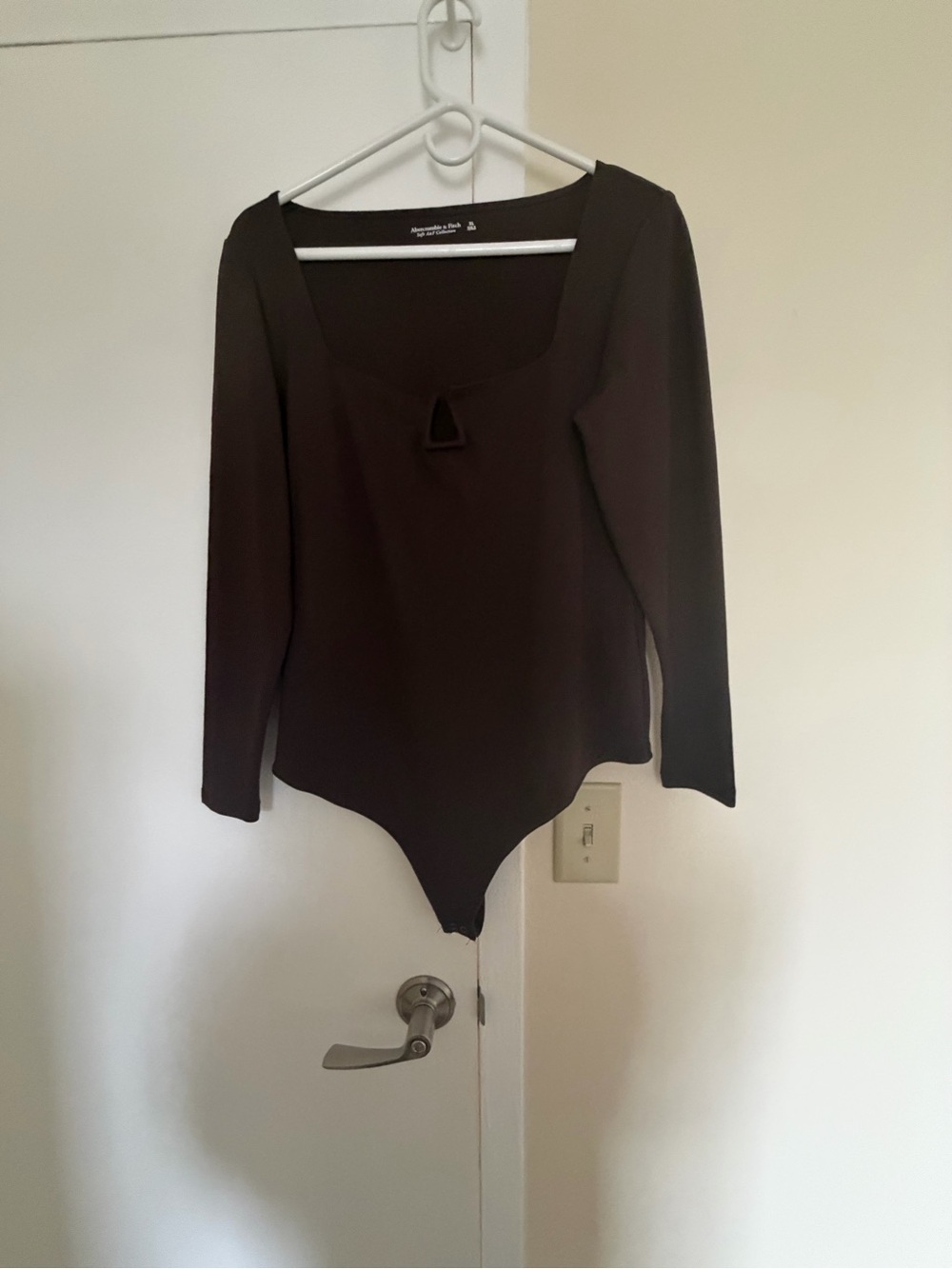 Abercrombie & Fitch Brown Long Sleeve Square-Neck Bodysuit